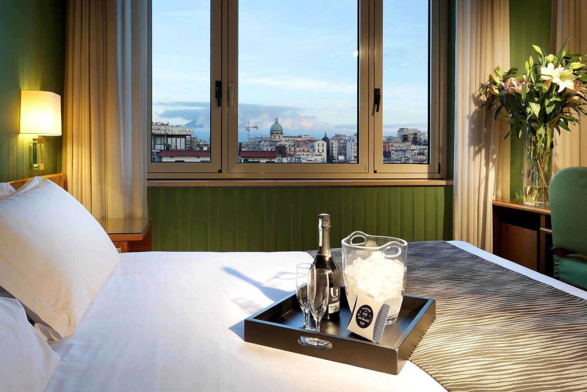 Exe Majestic Hotel Naples Luaran gambar