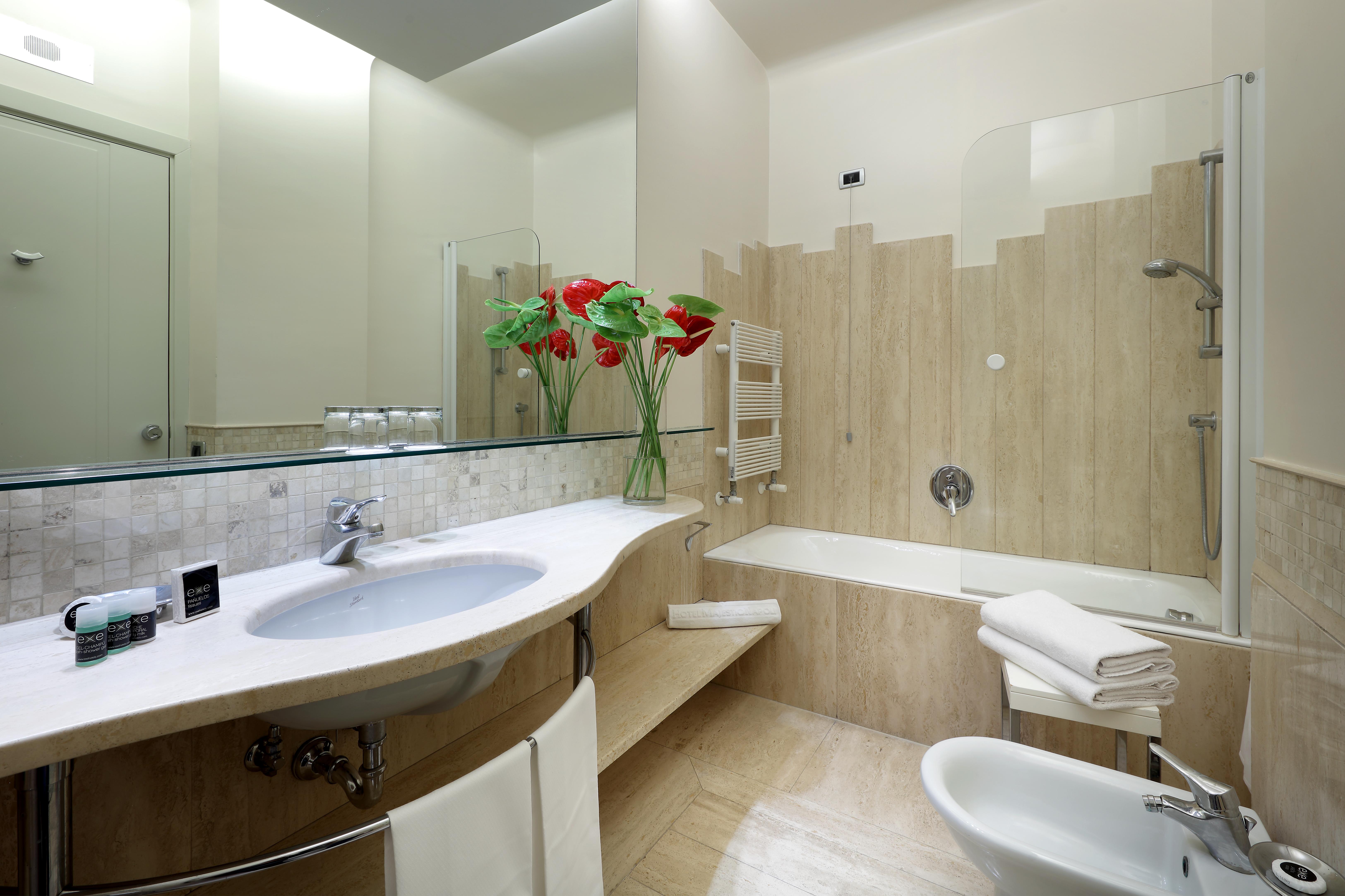 Exe Majestic Hotel Naples Luaran gambar
