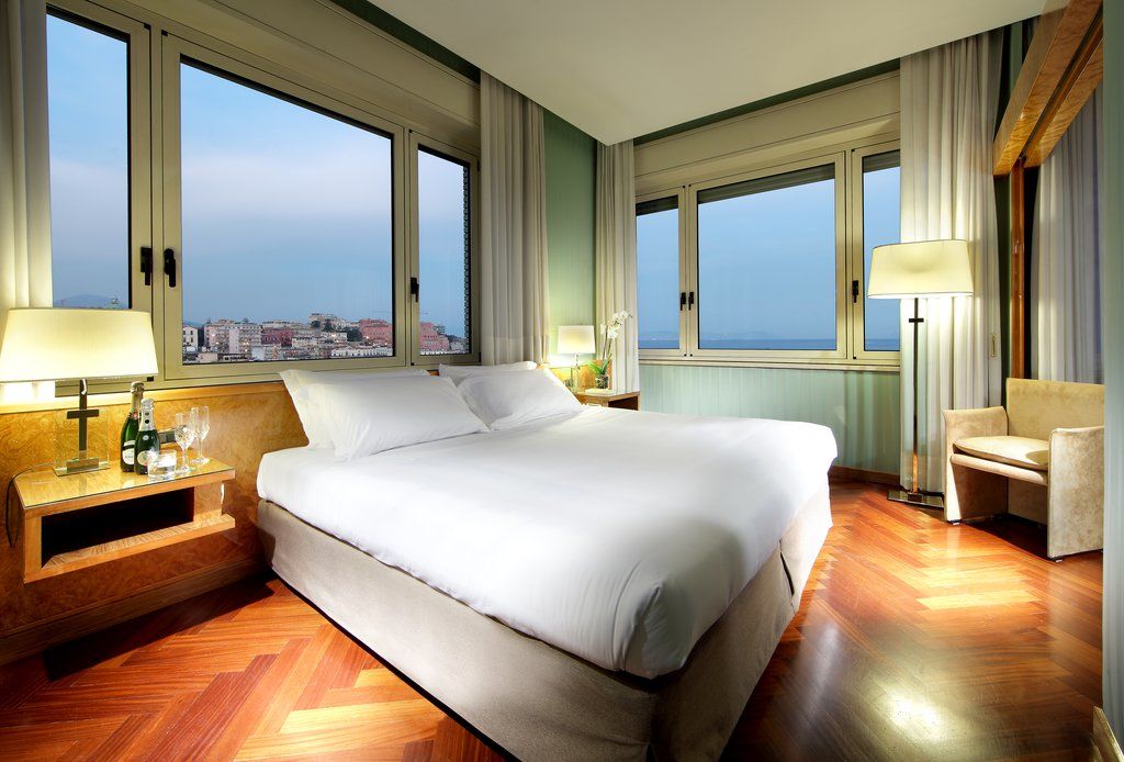Exe Majestic Hotel Naples Luaran gambar